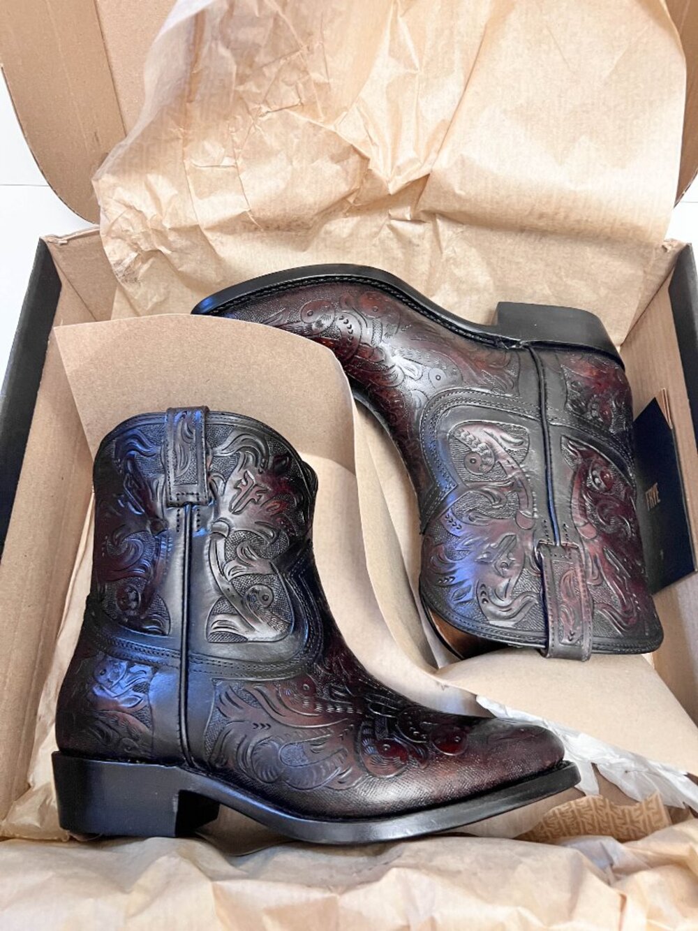 Frye Billy Short Tooled Western Cowgirl Leather Brown Ankle Boots 8.5